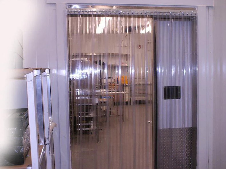 What Are Strip Door Curtains and Their Benefits?